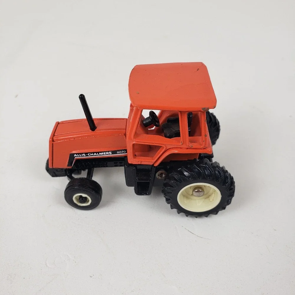 Allis-Chalmers 8070 Diecast Tractor 1/64 Scale Orange Farm Toy 2702S